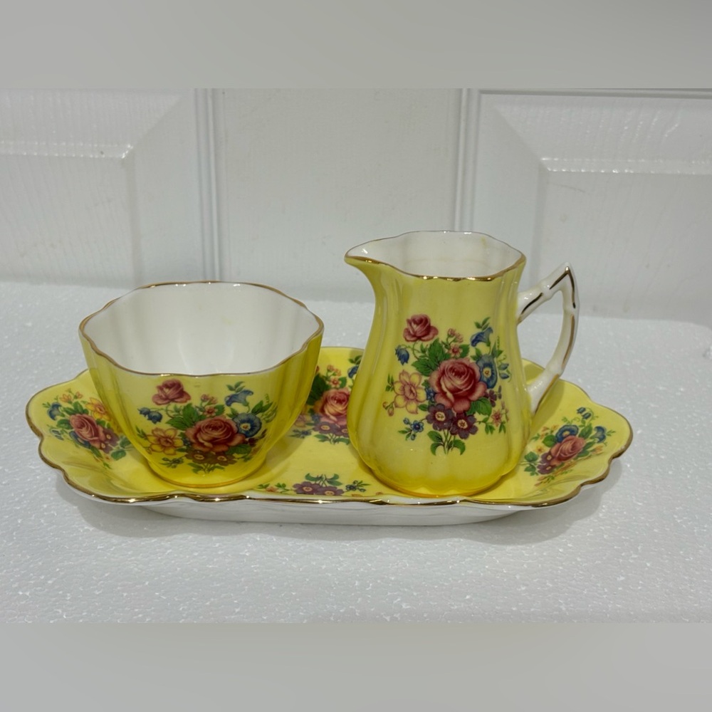 Vintage Old Royal English Creamer/Sugar Set  Bone China Est.1845 made in Emgland